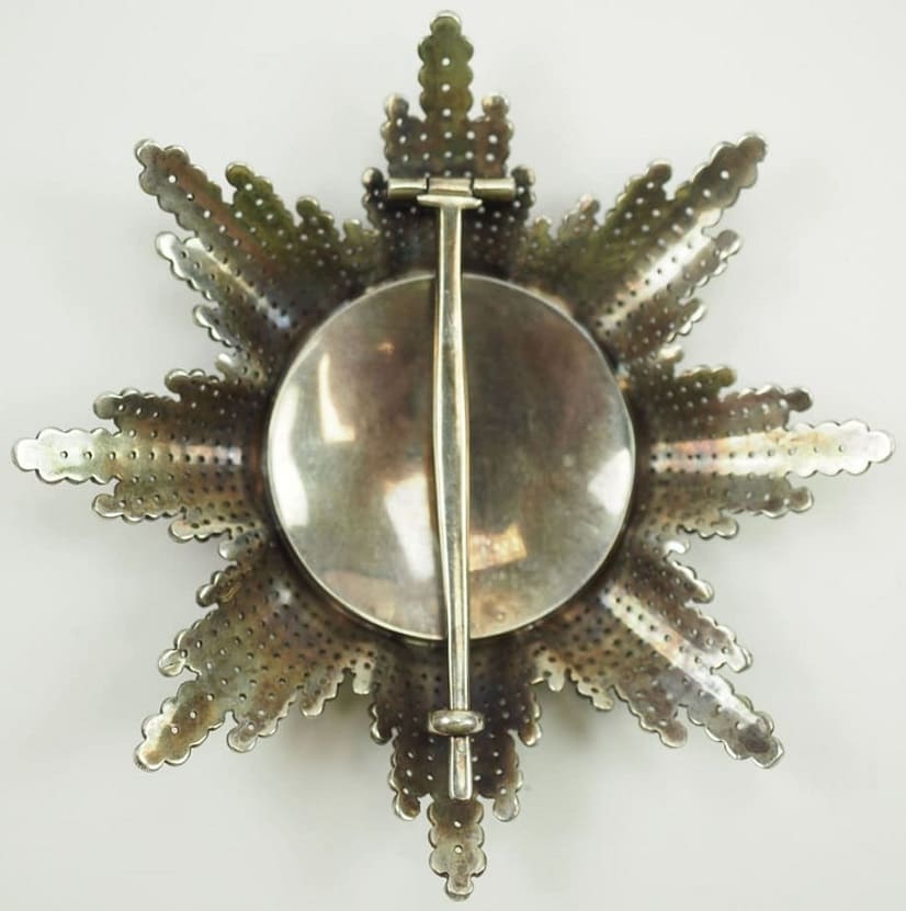 Black Eagle order breast star Rothe.jpg