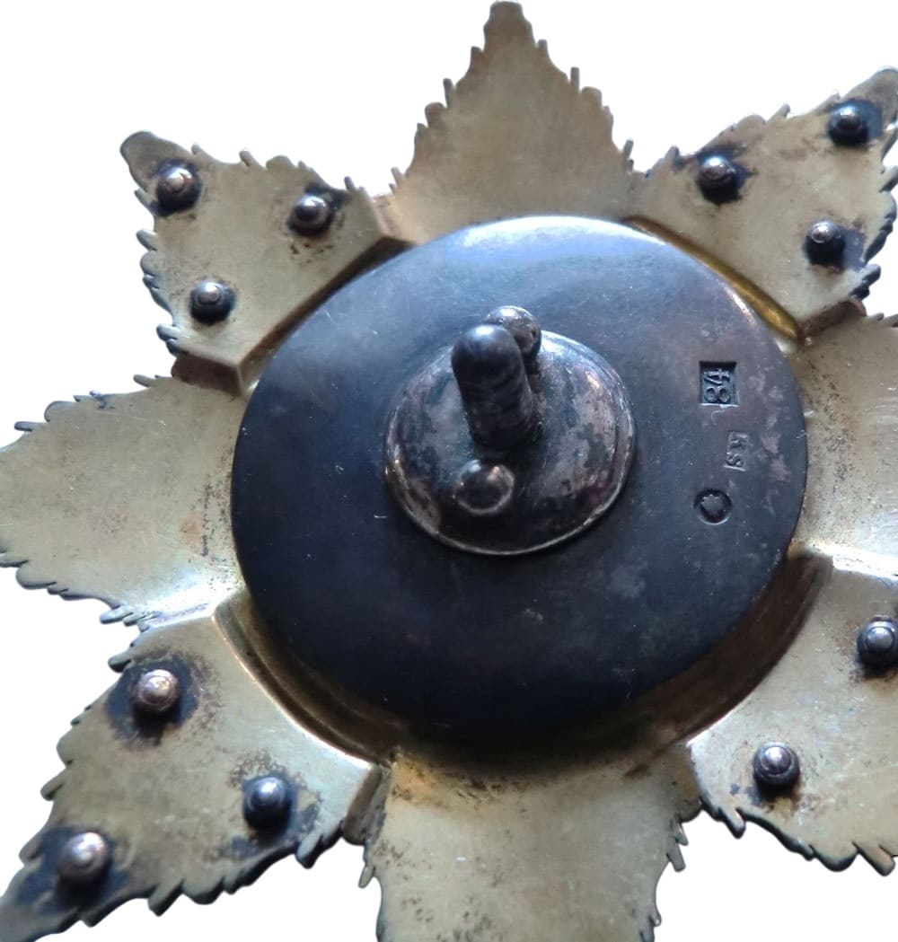 Breast star of  Saint Vladimir order made by Karl Shubert with screw fastening.jpg