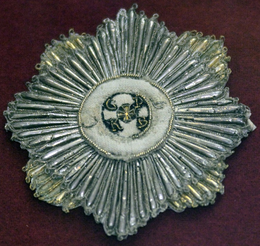 Breast star of St. Vladimir order-.jpg