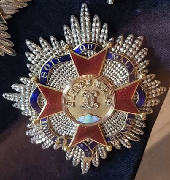 Breast star of the House Order of Fidelity combined with the Order of the Garter.jpg