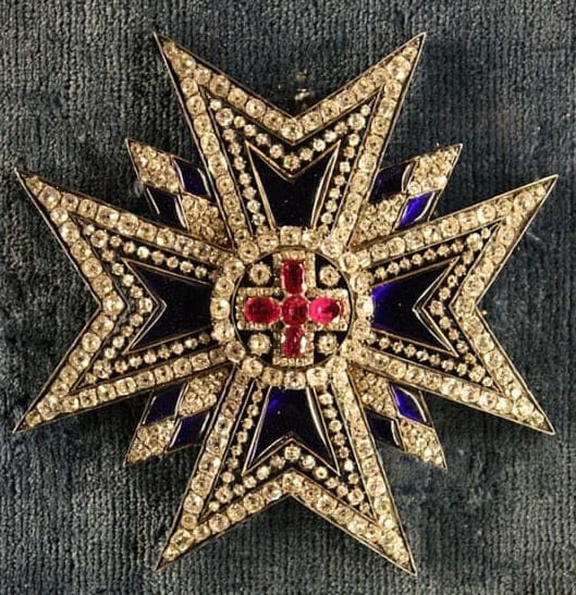 Breast star of the Order  of St. George.jpg