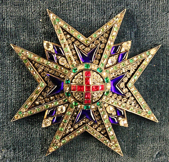 Breast star  of the Order of St. George.jpg