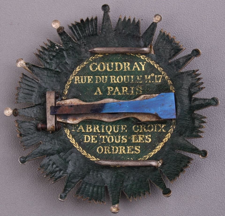 Breast  star of the Order of the Reunion.jpg