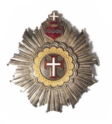 Breast star of the Portugal order of Christ.jpg
