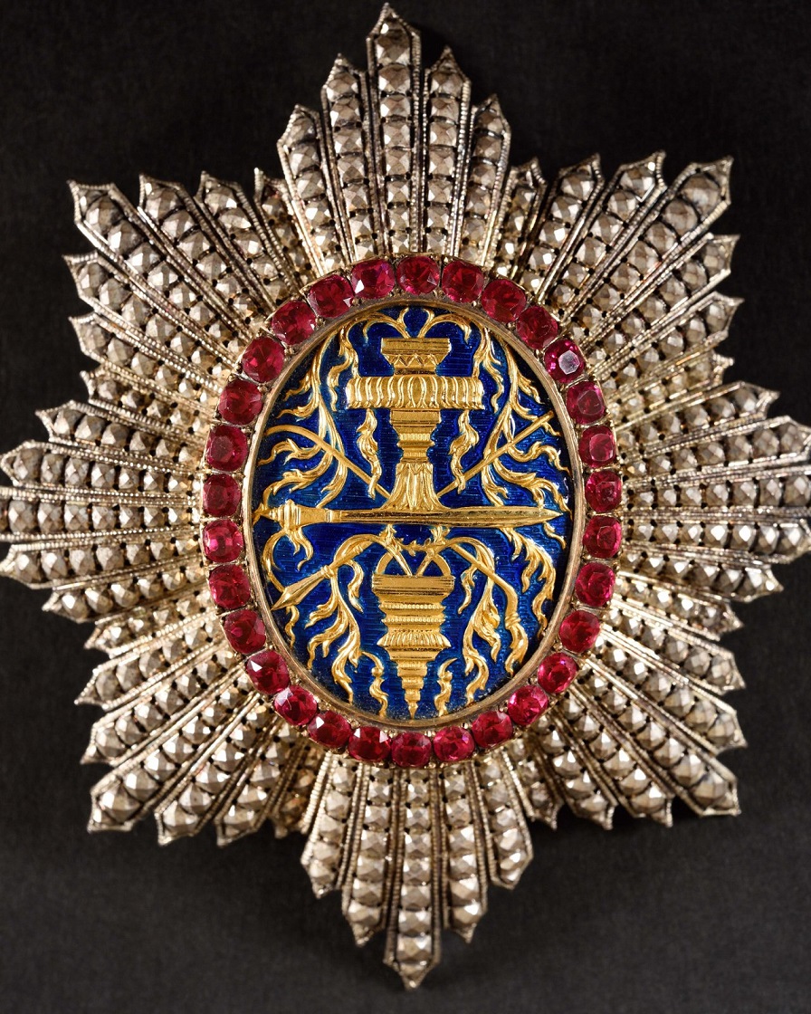 Breast Star  of the Royal Order of Cambodia Modèle de luxe made by Pinchon.jpg