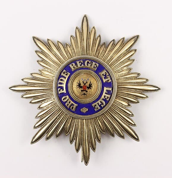 breast  star  of White Eagle order with fake medallion for Non-Christians.jpg