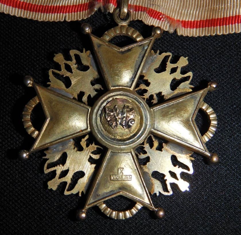 Bronze fake order of  St.Stanislaus for Non-Christians.jpg