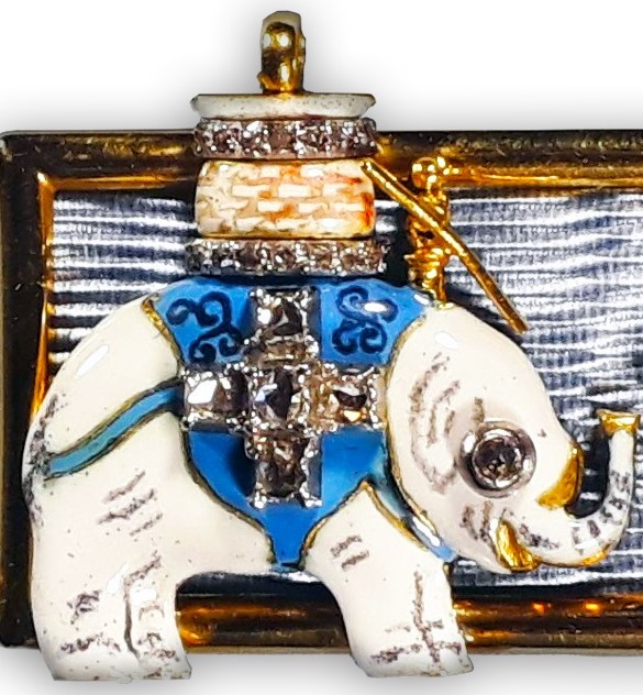 Brooch with the  insignia of the Order of the Elephant.jpg