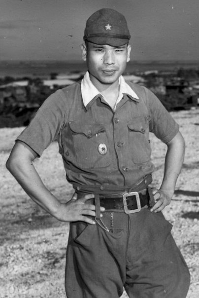 Captain Sakae Ōba with ikan badge.jpg