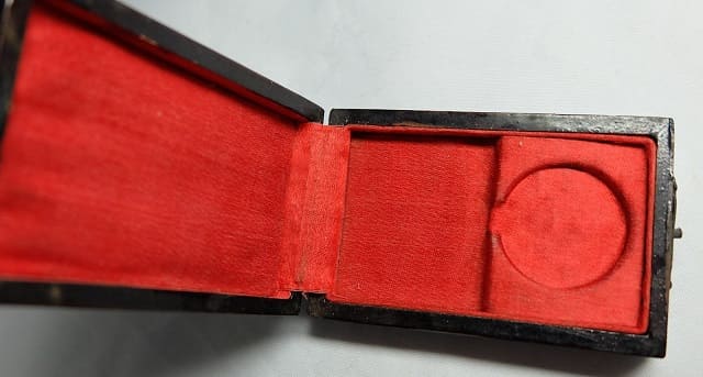 Chinese Red Cross Society Regular  Member's Medal.jpg