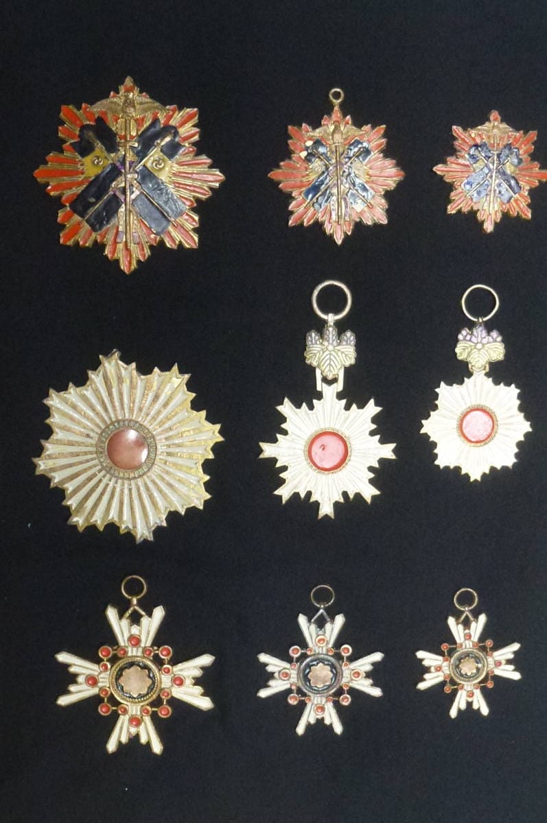 Classroom Demonstration Set of  Japanese Orders.jpg