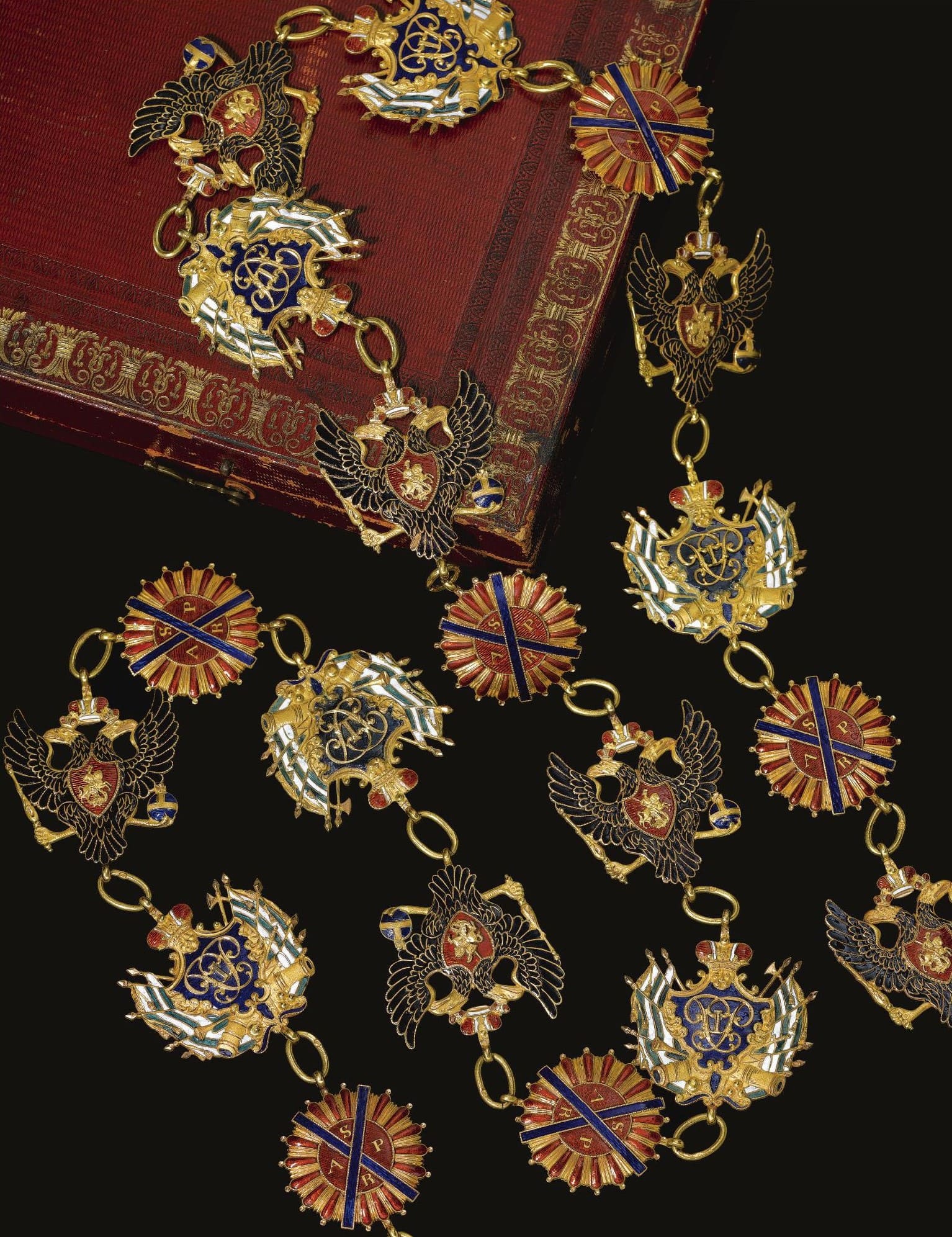 Collar of St.Andrew order made  in 1834.jpg