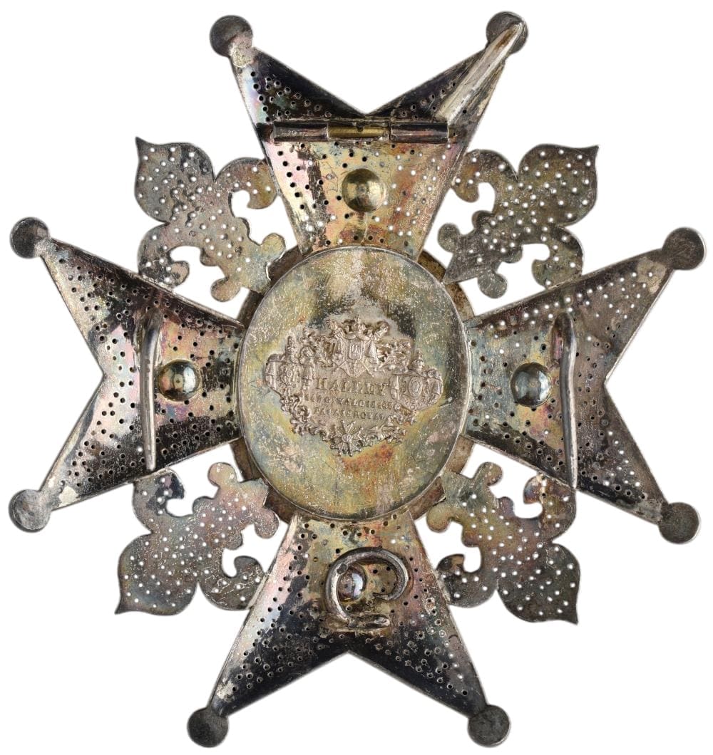 Commander's breast star of the Order of Charles III made by Halley.jpg