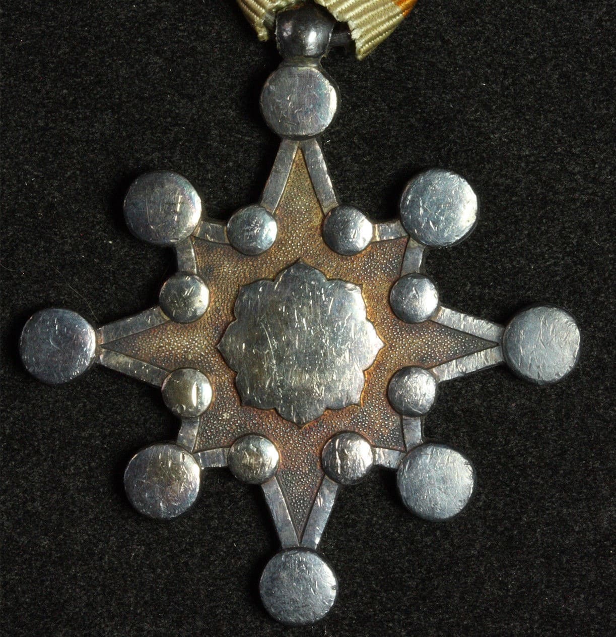 Comparative analysis of 8th class Orders of Sacred Treasure with mark 美.jpg Comparative analysis of 8th class Orders of Sacred Treasure with mark 美.jpg