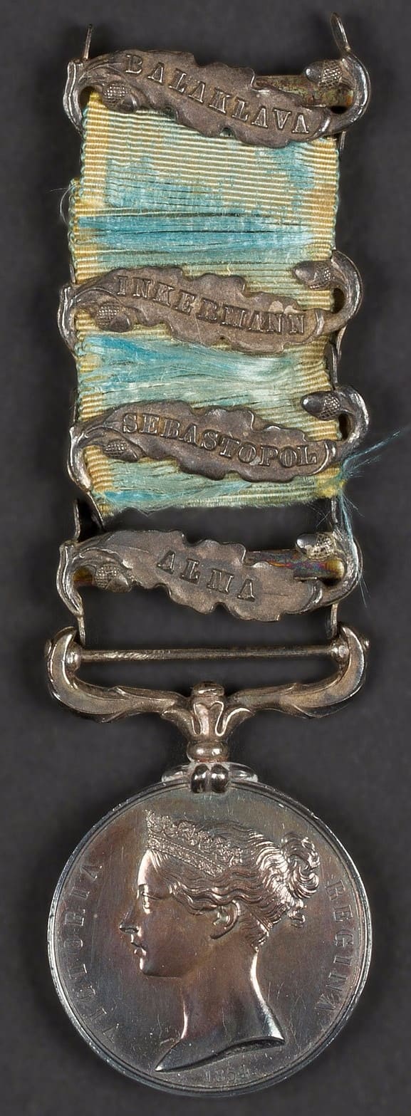 Crimea medal with four bars.jpg