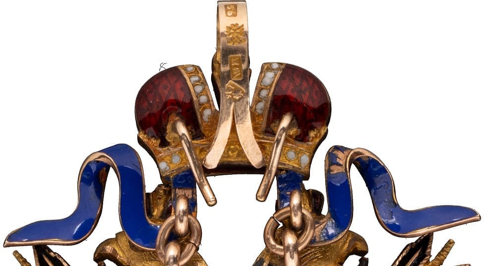 Crown marks.jpg