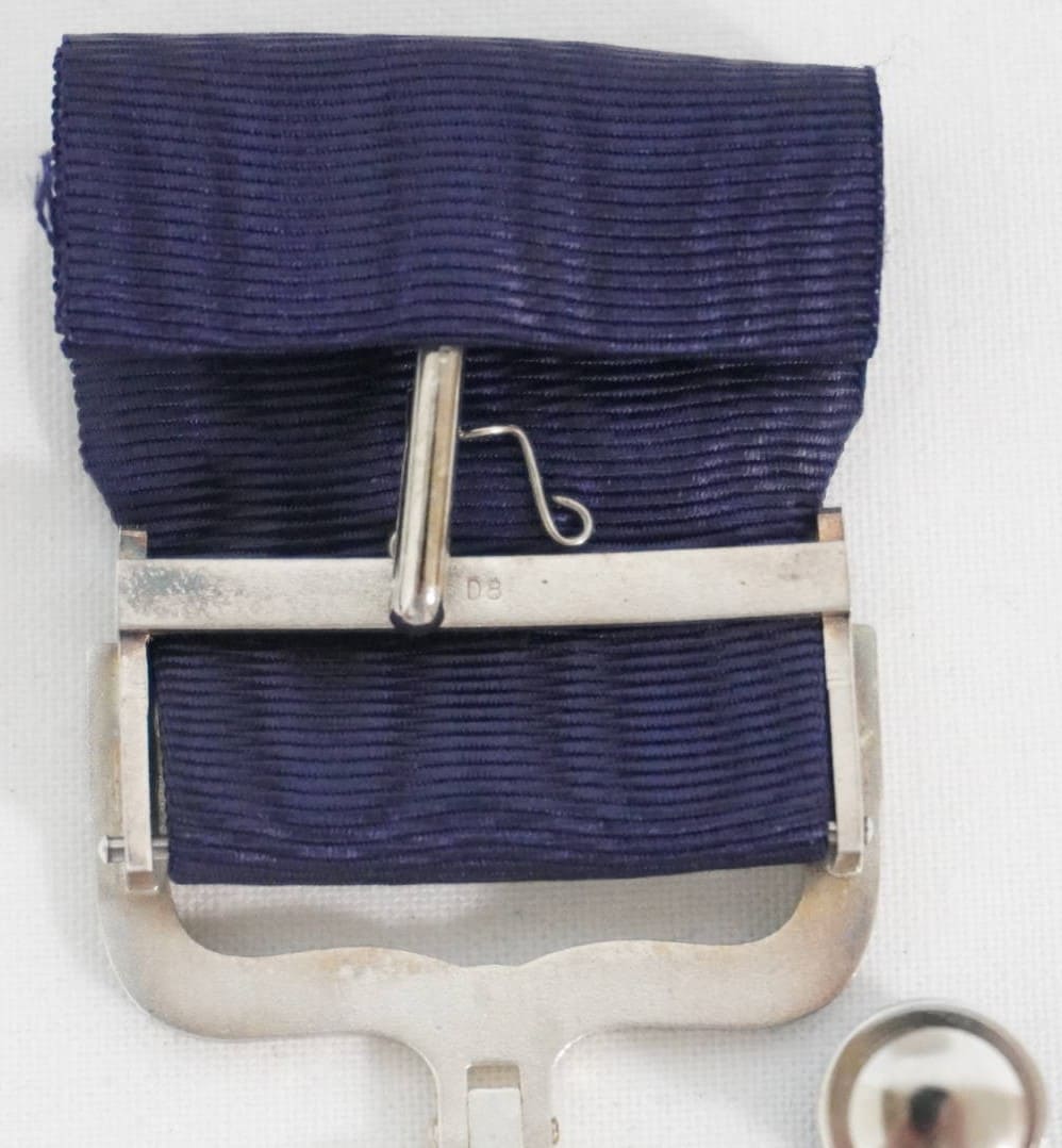 Dark blue  ribbon 30.05.2009 - D8.jpg