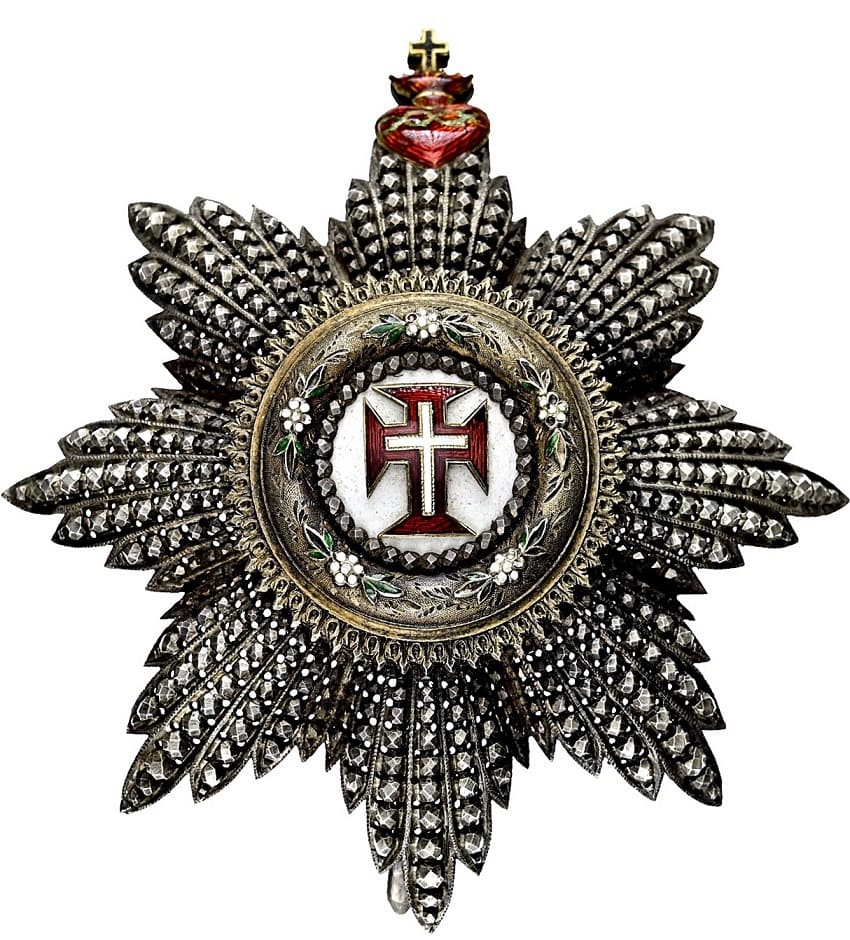 Diamond-cut breast star from the 1871-1890s time period.jpg