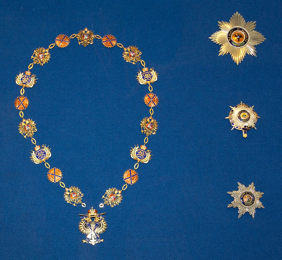 Diamond-cut Breast Star of Saint Andrew  Order made by Johann Andreas Becker.jpg
