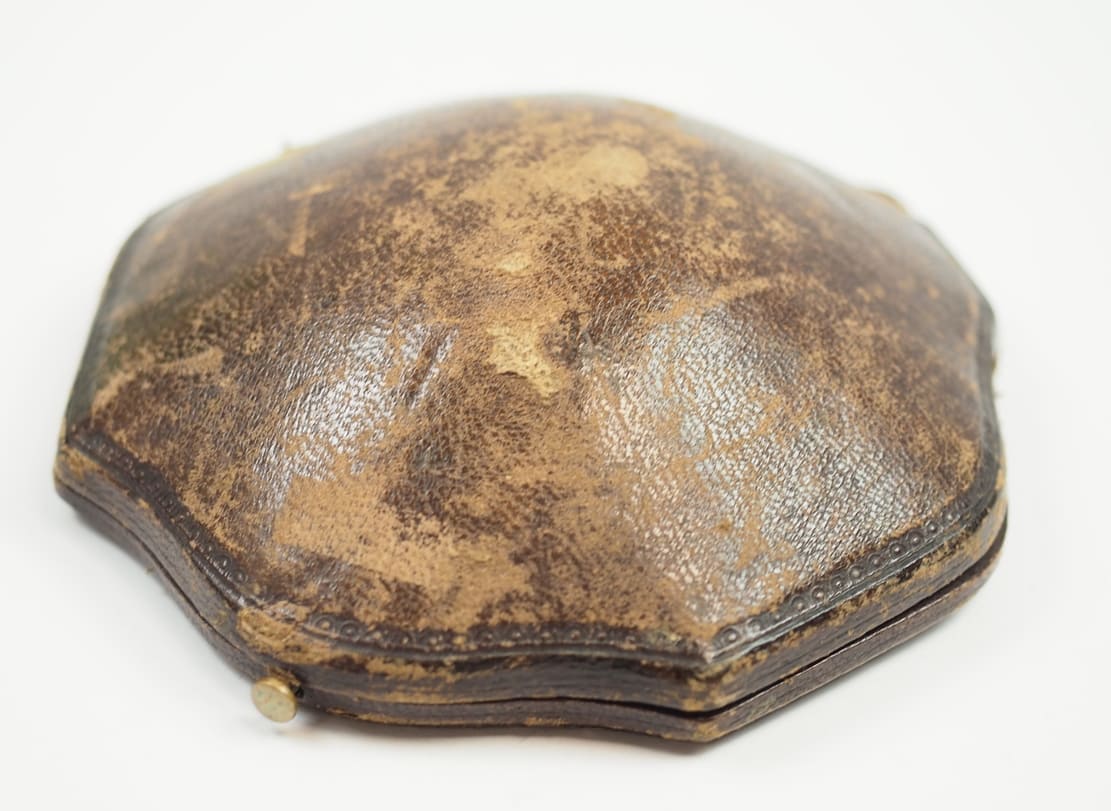 diamond-cut fake breast star of Sain t Andrew  order.jpg