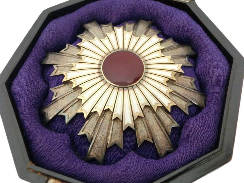 Early Meiji Era 2nd class Rising Sun Order  Breast Star.jpg