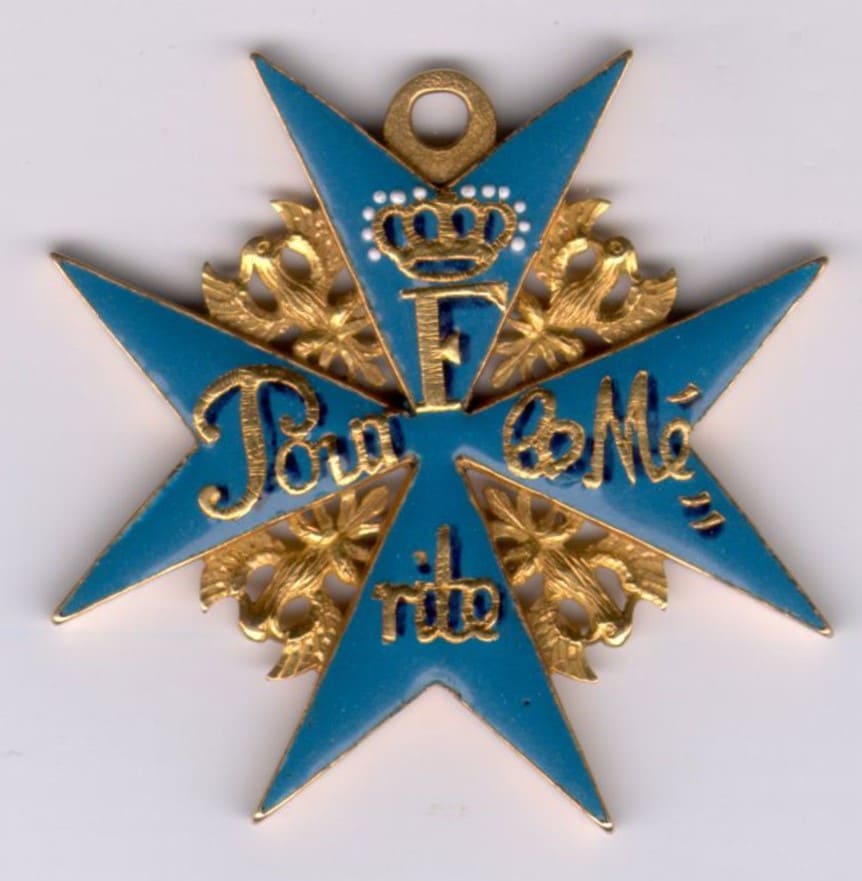 Early Order Pour le Mérite from the collection of Deutsches Historisches Museum.jpg