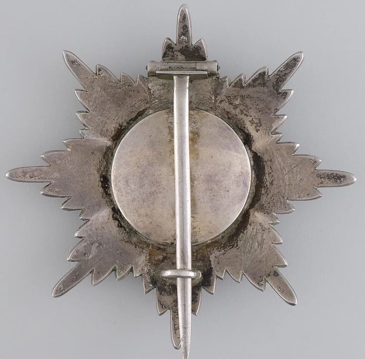 Early (type 1815-1831)  Silver Breast Star of the Order of Saint Stanislaus.jpg