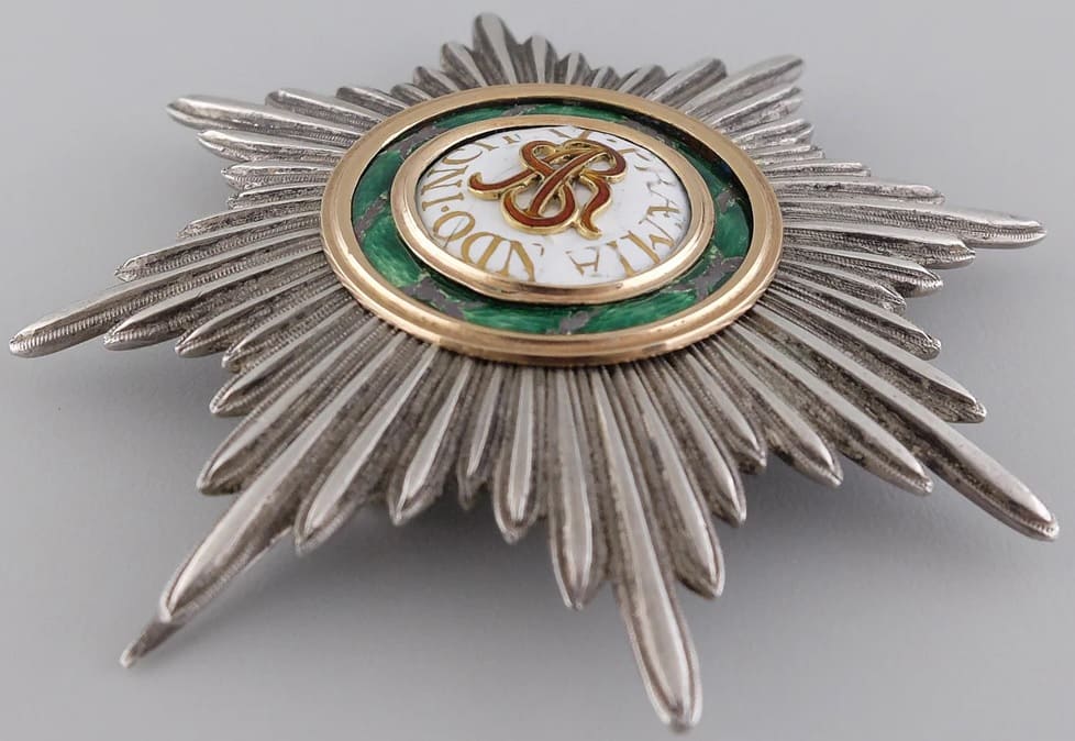 Early  (type 1815-1831) Silver Breast Star of the Order of Saint Stanislaus.jpg