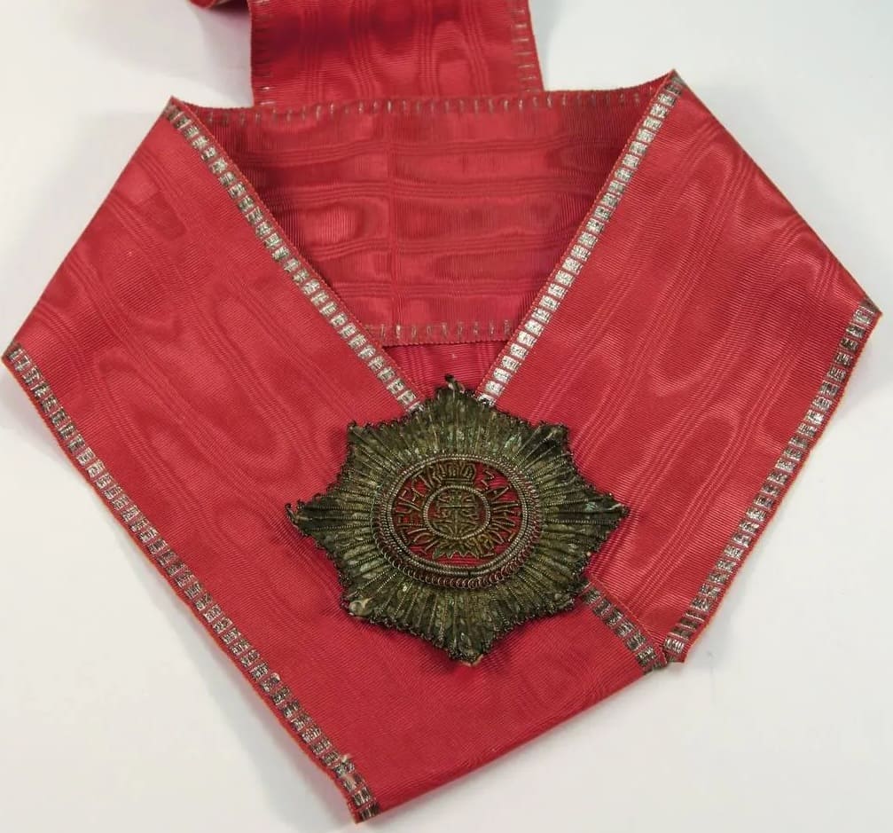 Embroidered breast star of Saint  Catherine order.jpg