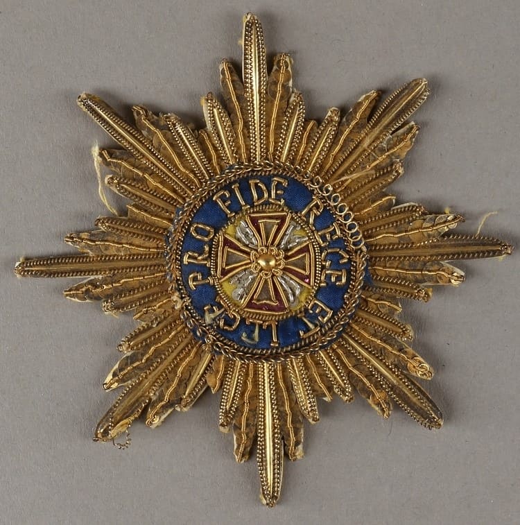 Embroidered breast star of White Eagle order.jpg