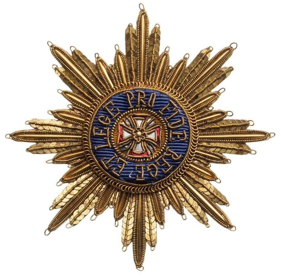 Embroidered  breast star of White Eagle order.jpg