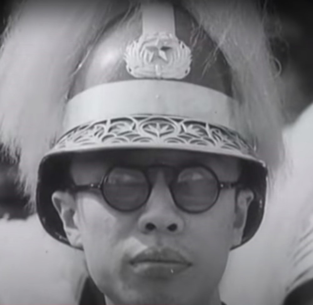 Emperor Puyi Helmet.jpg