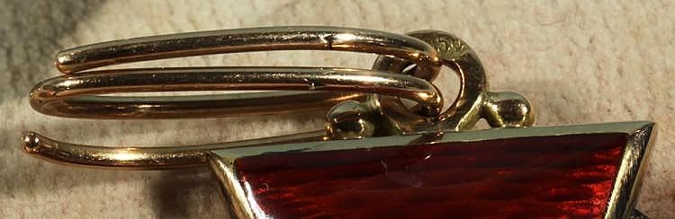 Fake 1st Class Saint  Anna order.jpg