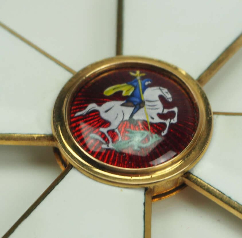 Fake  1st  class Saint George order.jpg