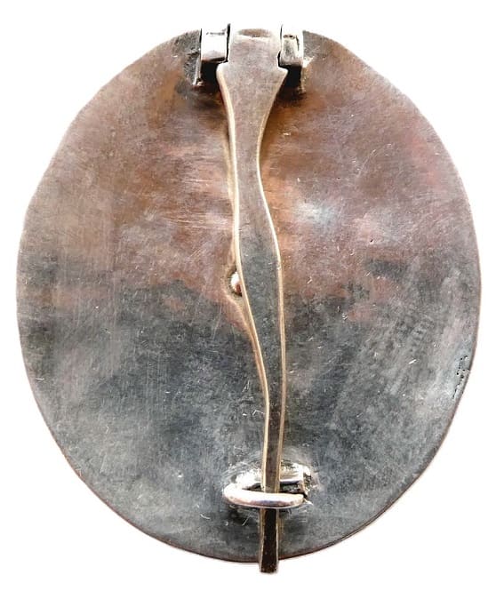 Fake 2nd Type Naval Academy Graduation  Badge.jpg