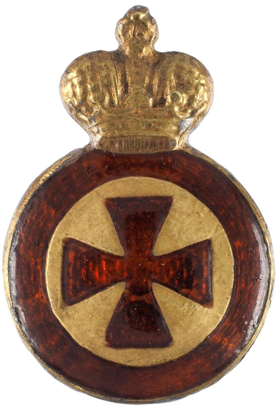 Fake 4th class order of Saint Anna.jpg