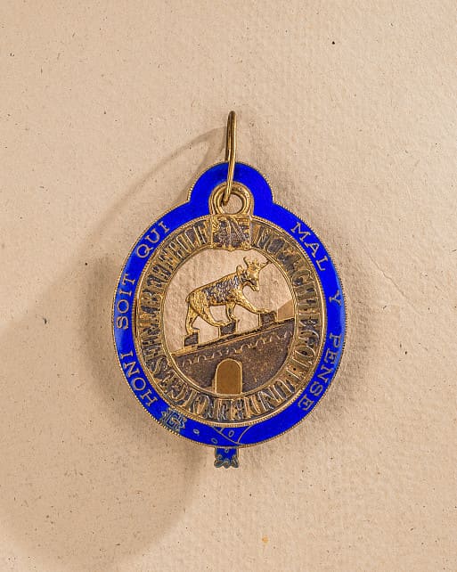 Fake Anhalt Albert the Bear Grand Cross  Breast Star with Garter.jpg