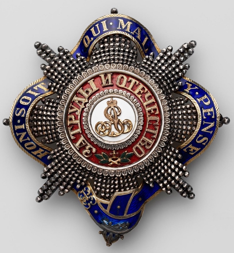 Fake breast star of Imperial Russian Saint Vladimir order combined with the Garter.jpg