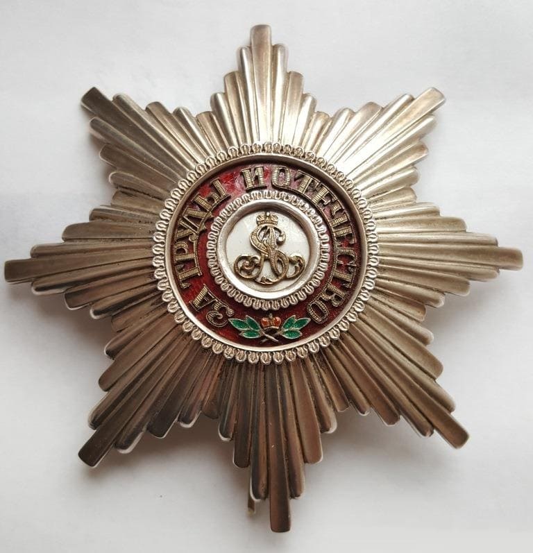 Fake breast star of St. Alexander Nevsky order.jpg