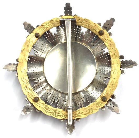 Fake breast star with War  Decoration and Swords.jpg