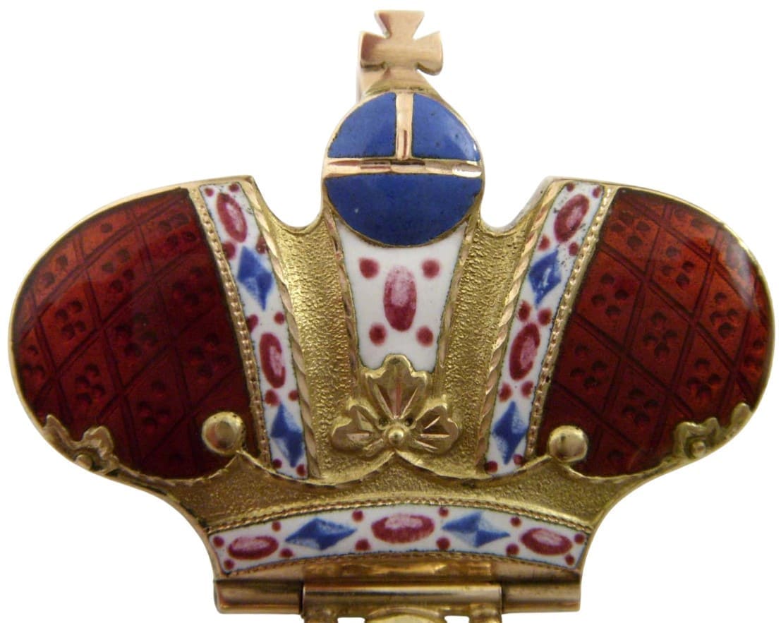 Fake Crown.jpg