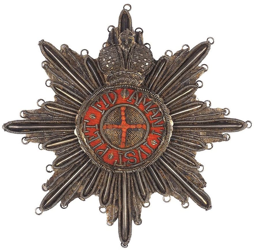 Fake embroidered breast star of Saint Anna order with Imperial Crown.jpg