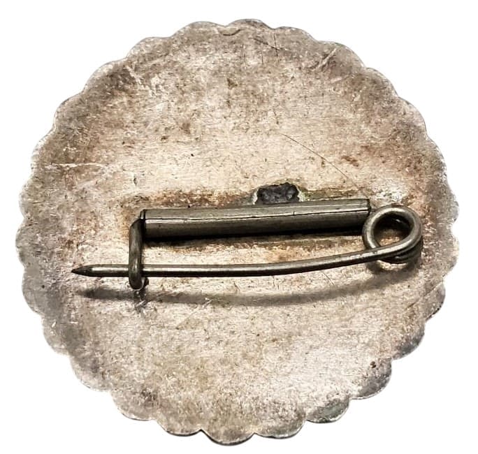 Fake Emperor  Puyi  Enthronement Badge.jpg