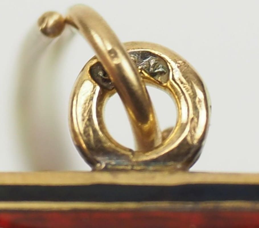 Fake gold hallmark.jpg
