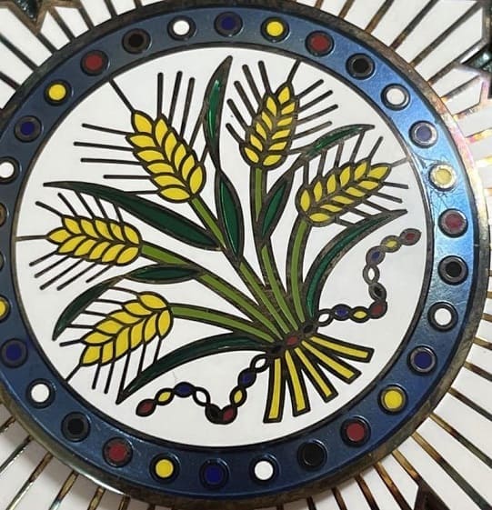 Fake  Golden Grain order breast star.jpg