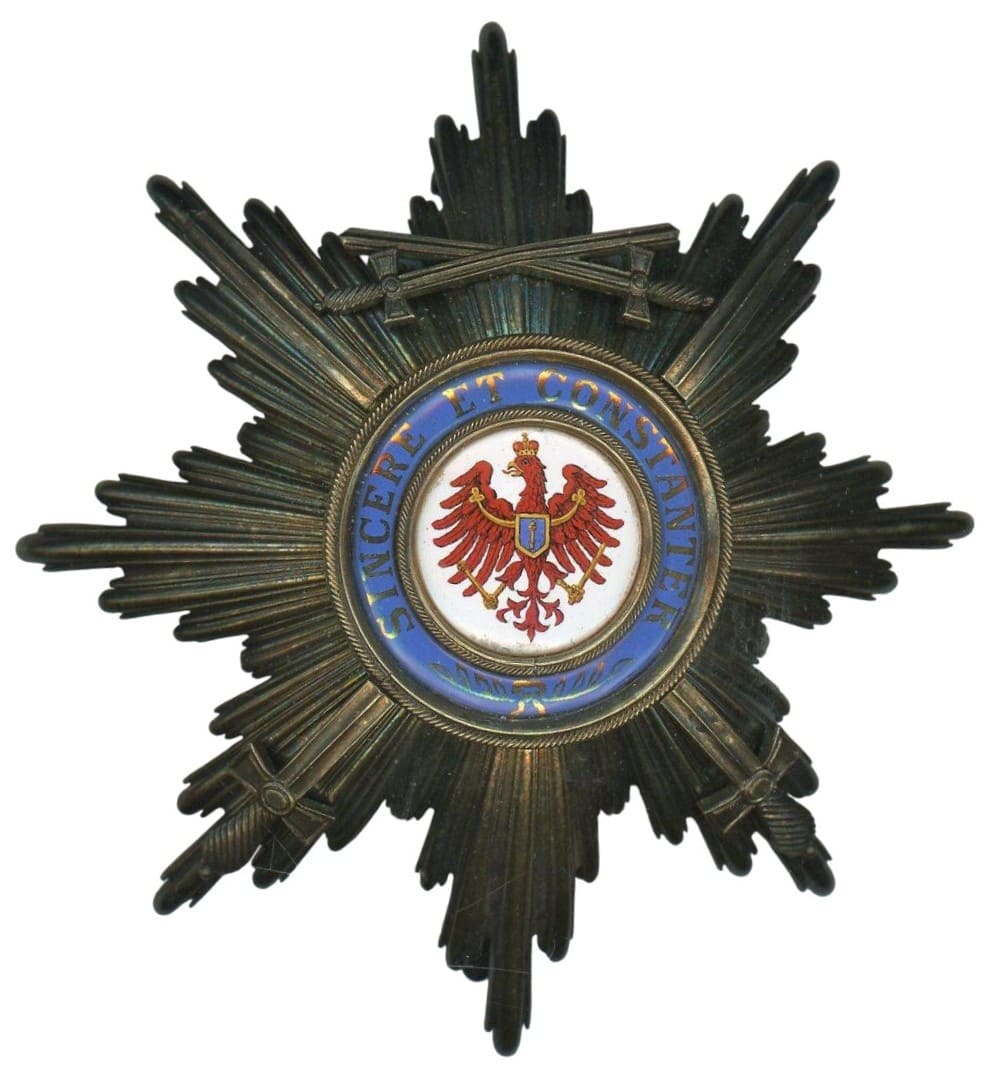 Fake Grand Cross breast star with swords made by Rothe.jpg