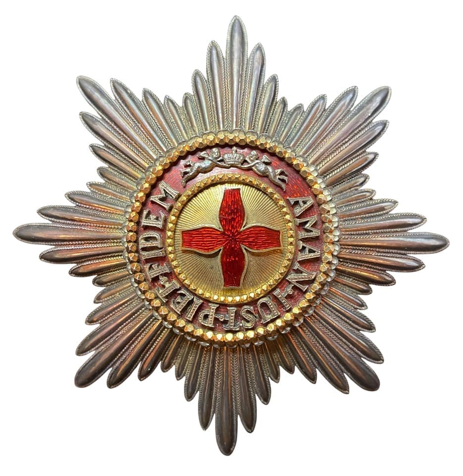 Fake Order of Saint Anna made by Rothe, Wien.jpg