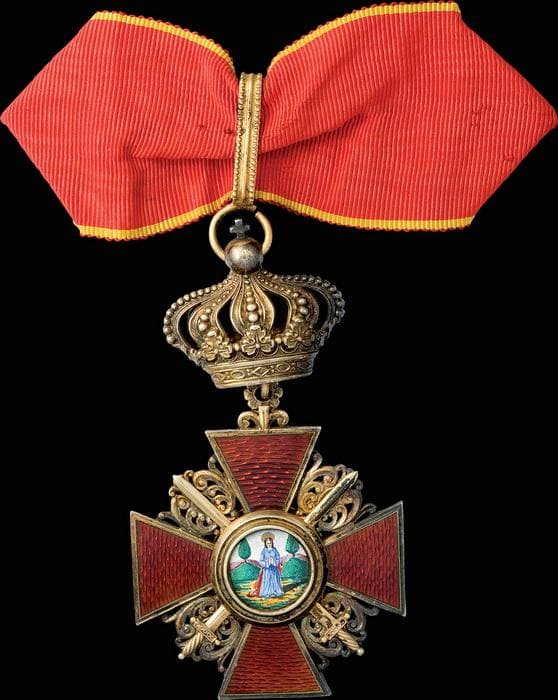 Fake Order of Saint Anna with Imperial Crown.jpg
