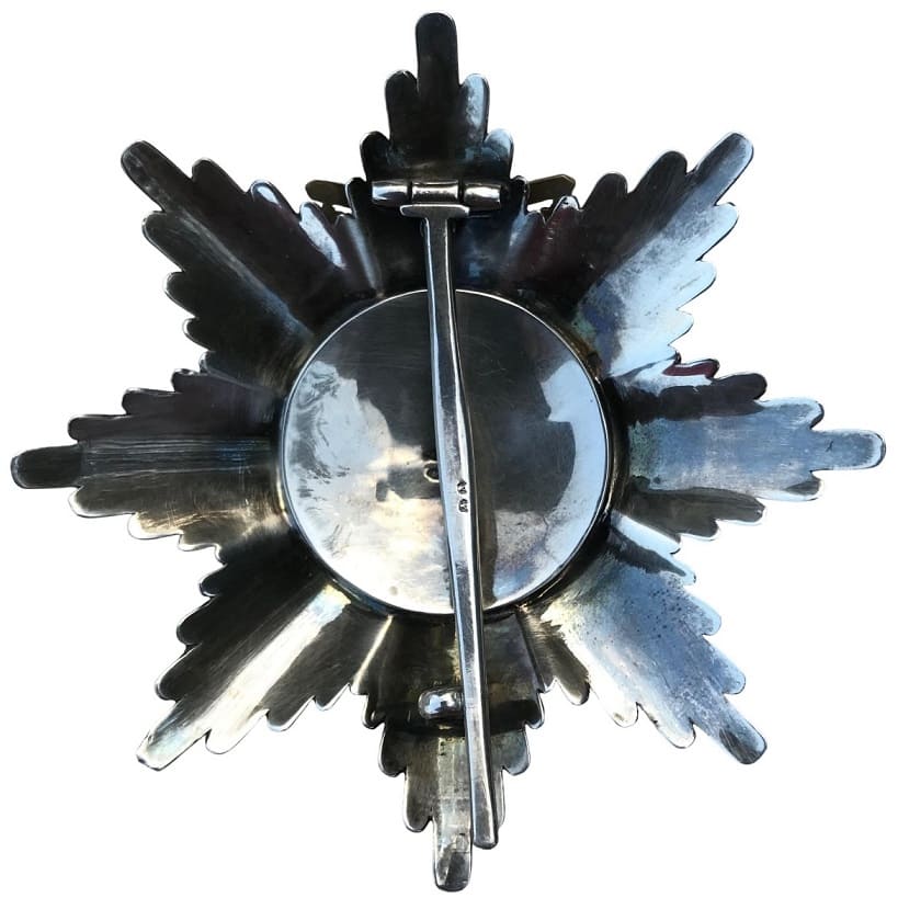 Fake Order of St. Alexander breast star with swords  made by Rothe, Wien.jpg