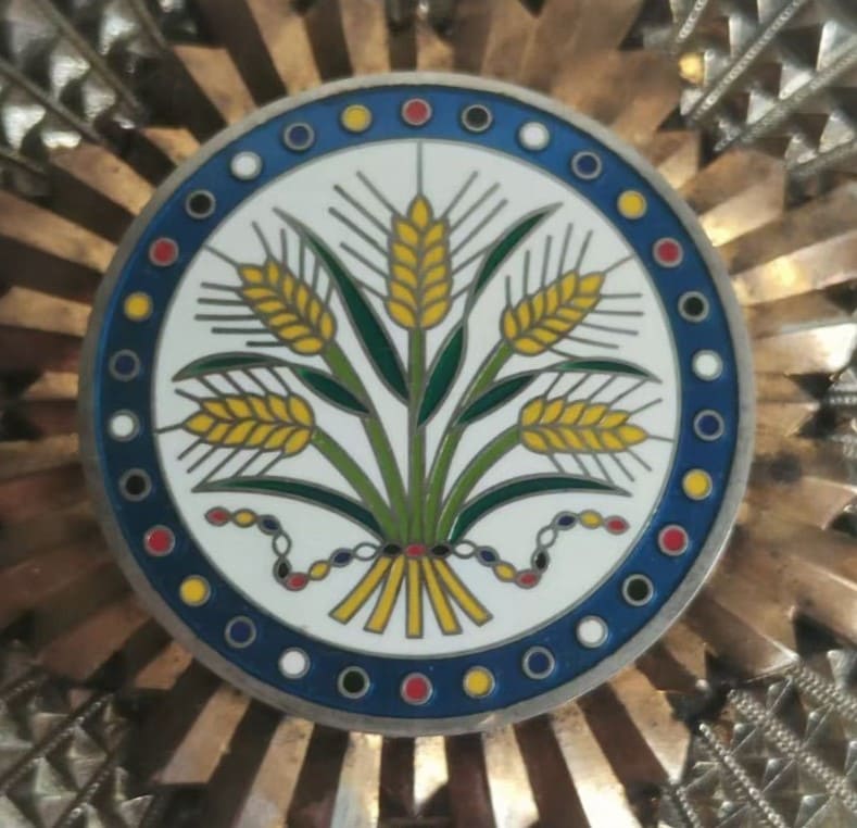 Fake Order of the Golden Grain  breast star.jpg